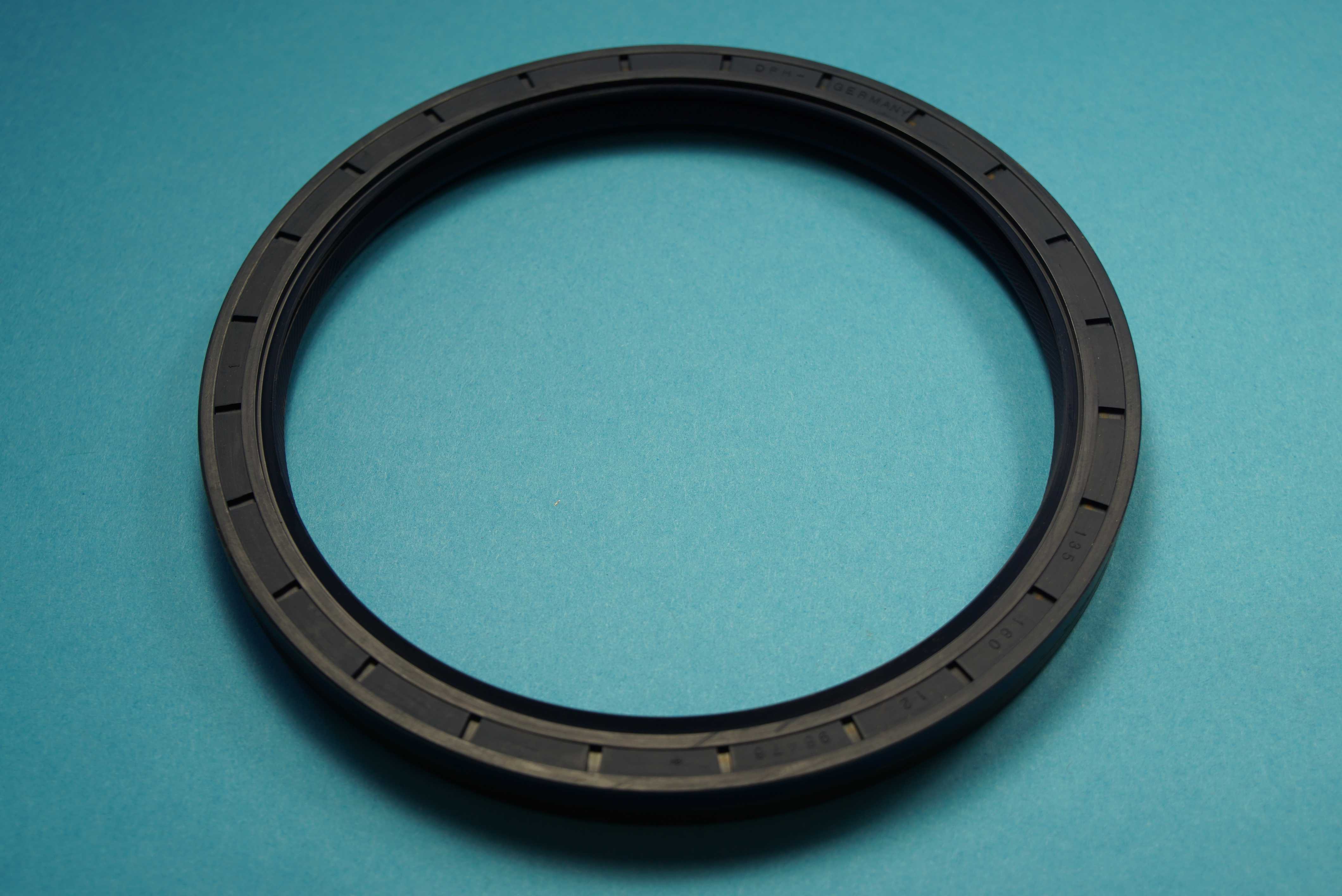 Wellendichtring - 135x160x12