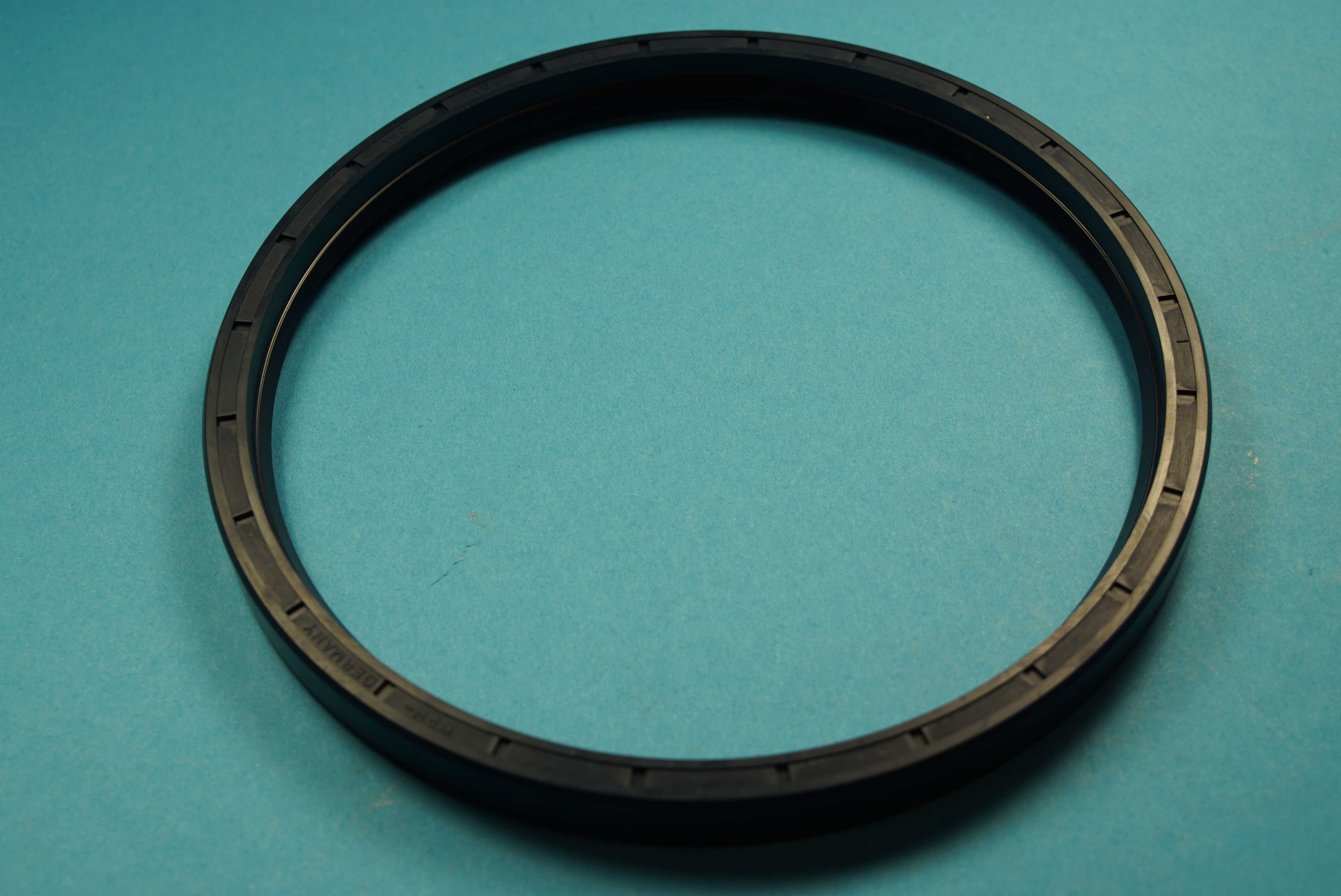 Wellendichtring - 150,00x168,00x13,00