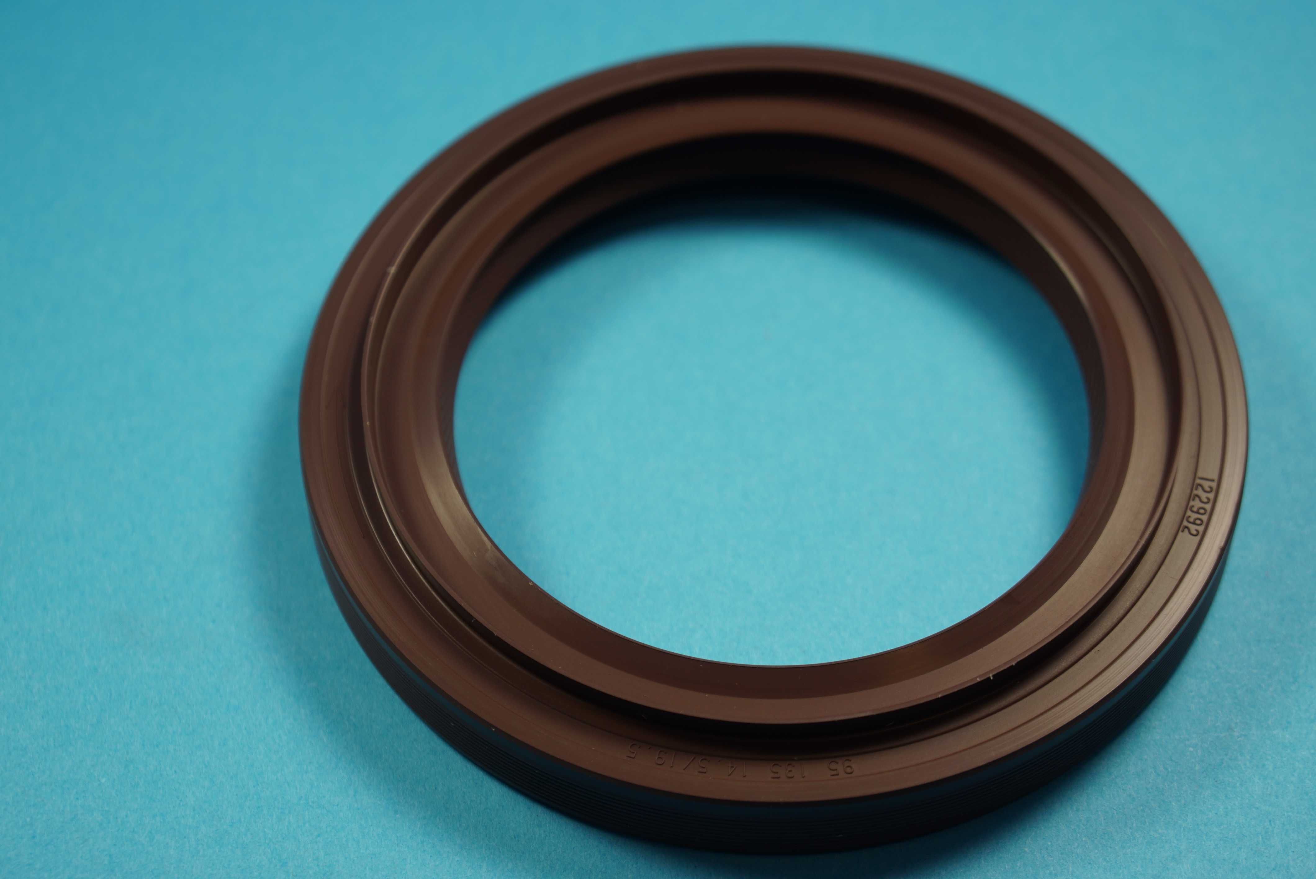 Wellendichtring - 95x135x14,5/19,5