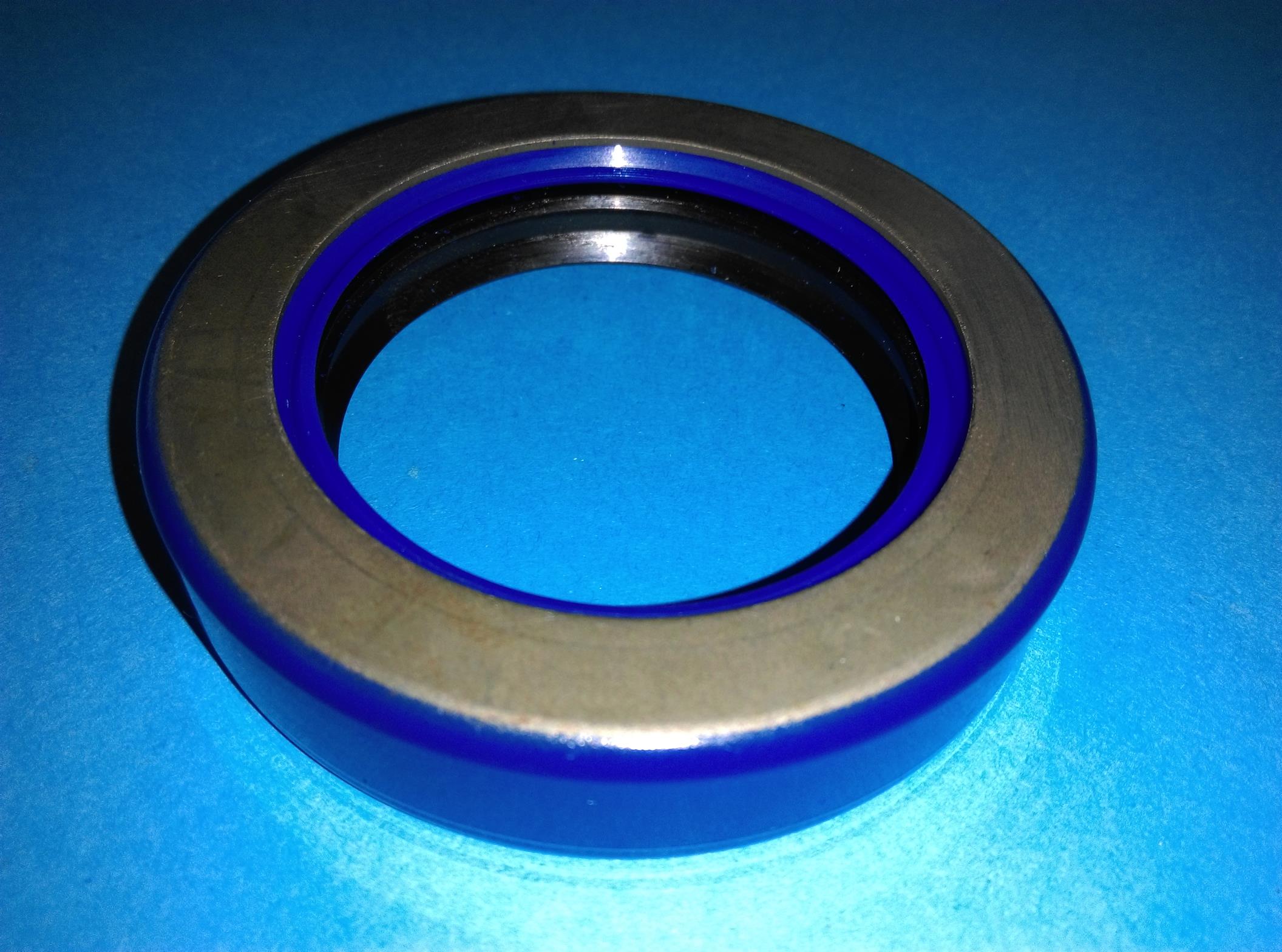 Wellendichtring mit Stützring - 55x82x17/16,5