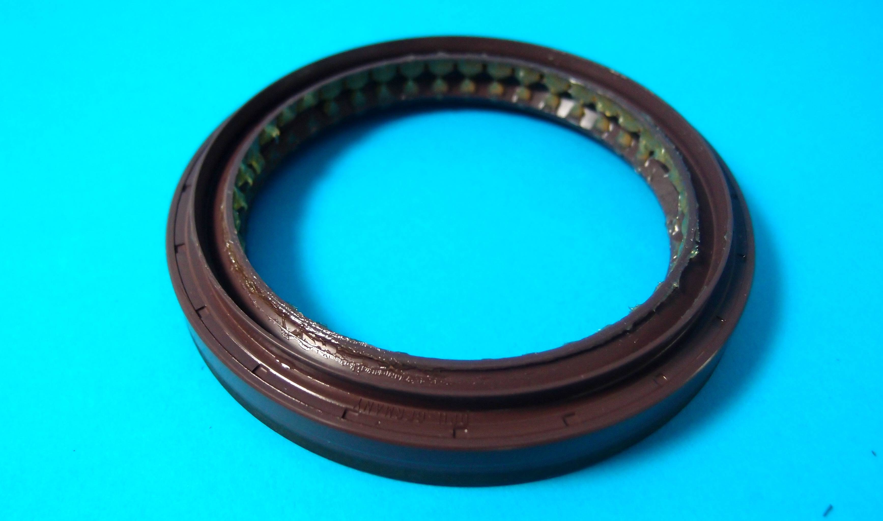 Oil seal - 85x110x12/17