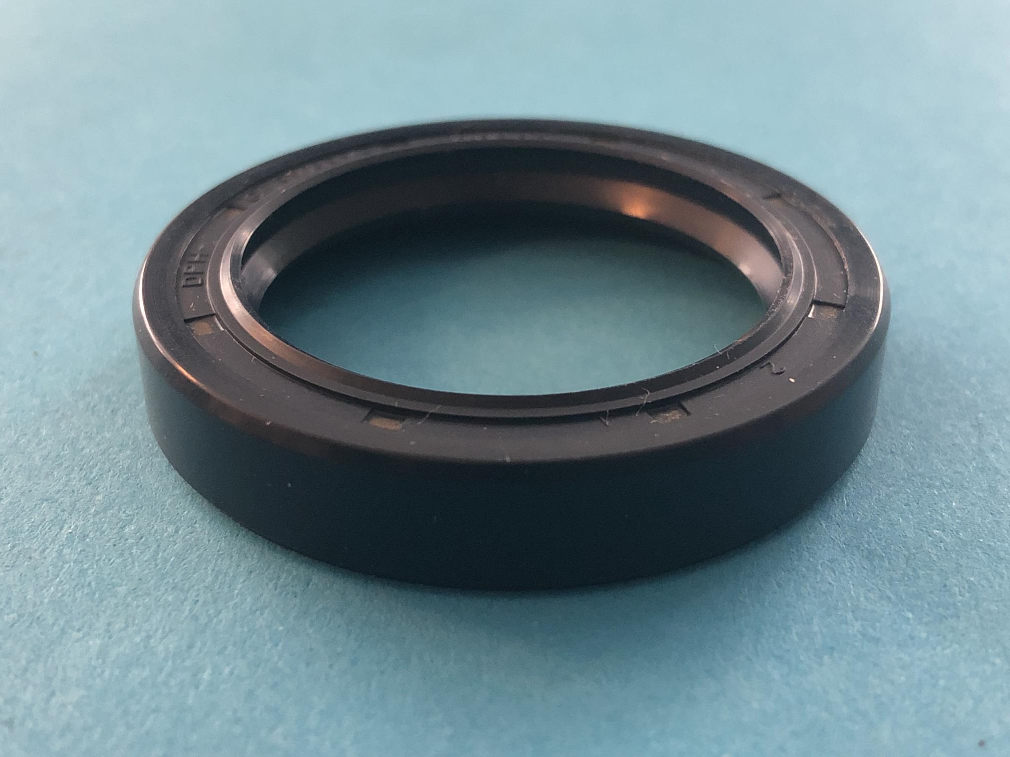 Wellendichtring - 32x44x8/9,5